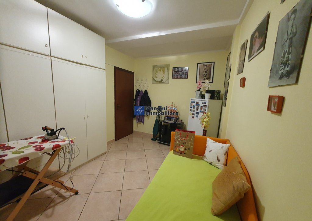 Appartamenti con 3 camere quadrilocale in vendita  119 m², Livorno, località La Cigna